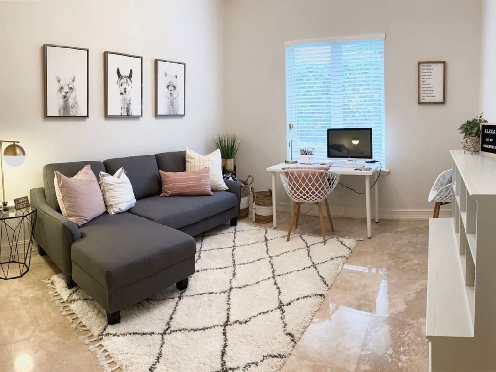 Compact Furniture Solutions for Studio Apartment Living